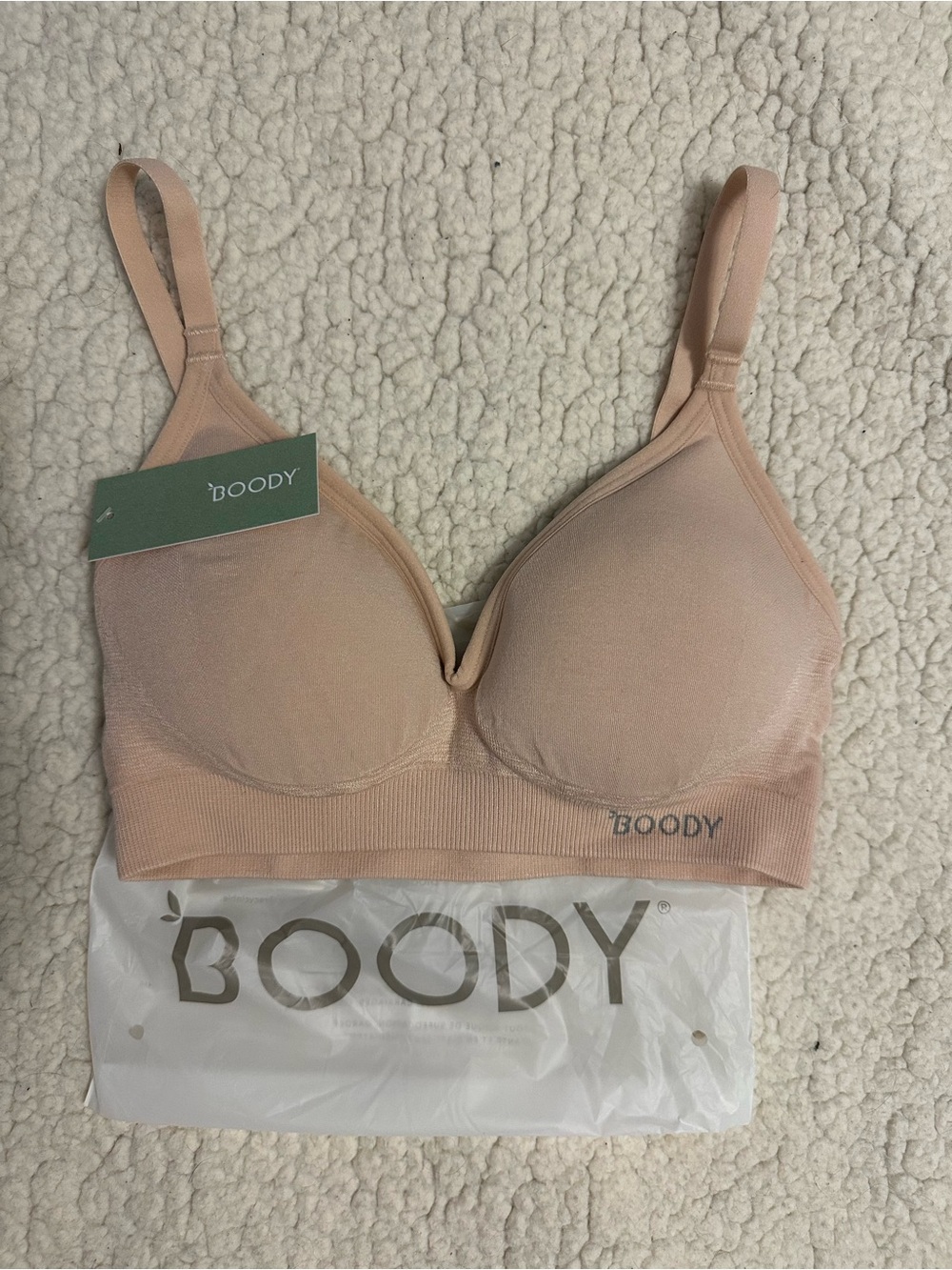 BOODY Wireless T-Shirt Bra in “shell”
